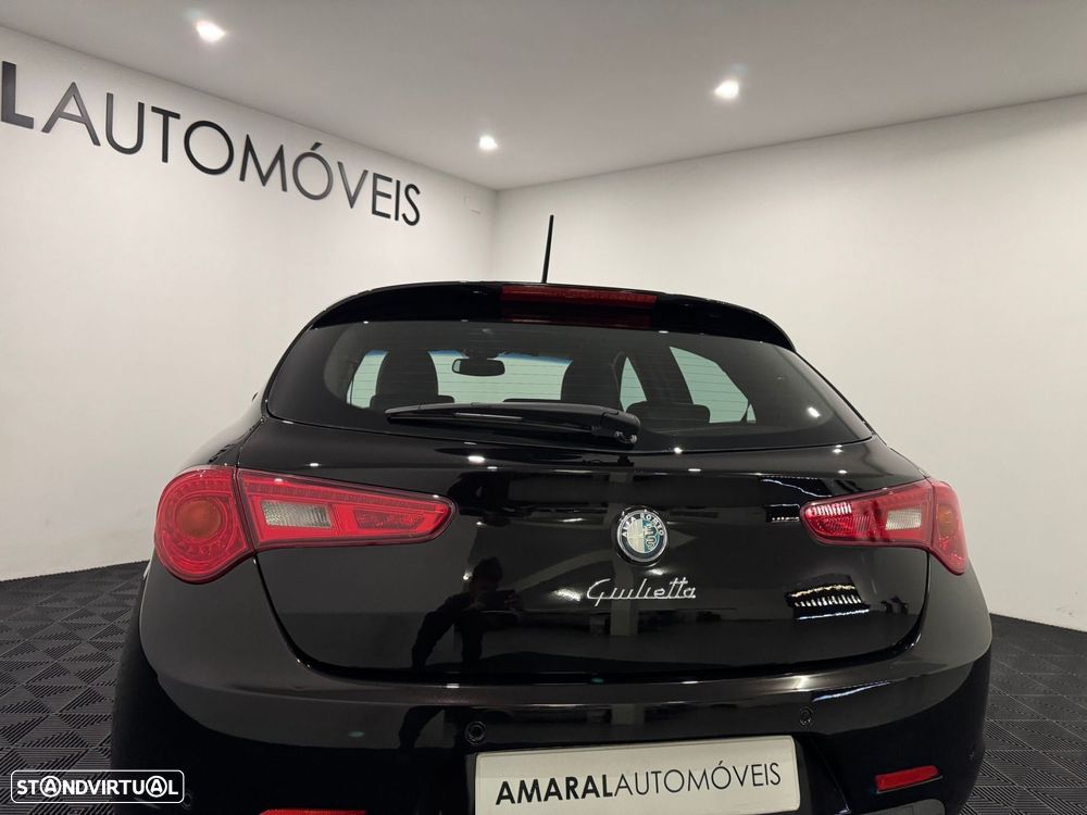 Alfa Romeo Giulietta 1.6 JTDm Distinctive - 21