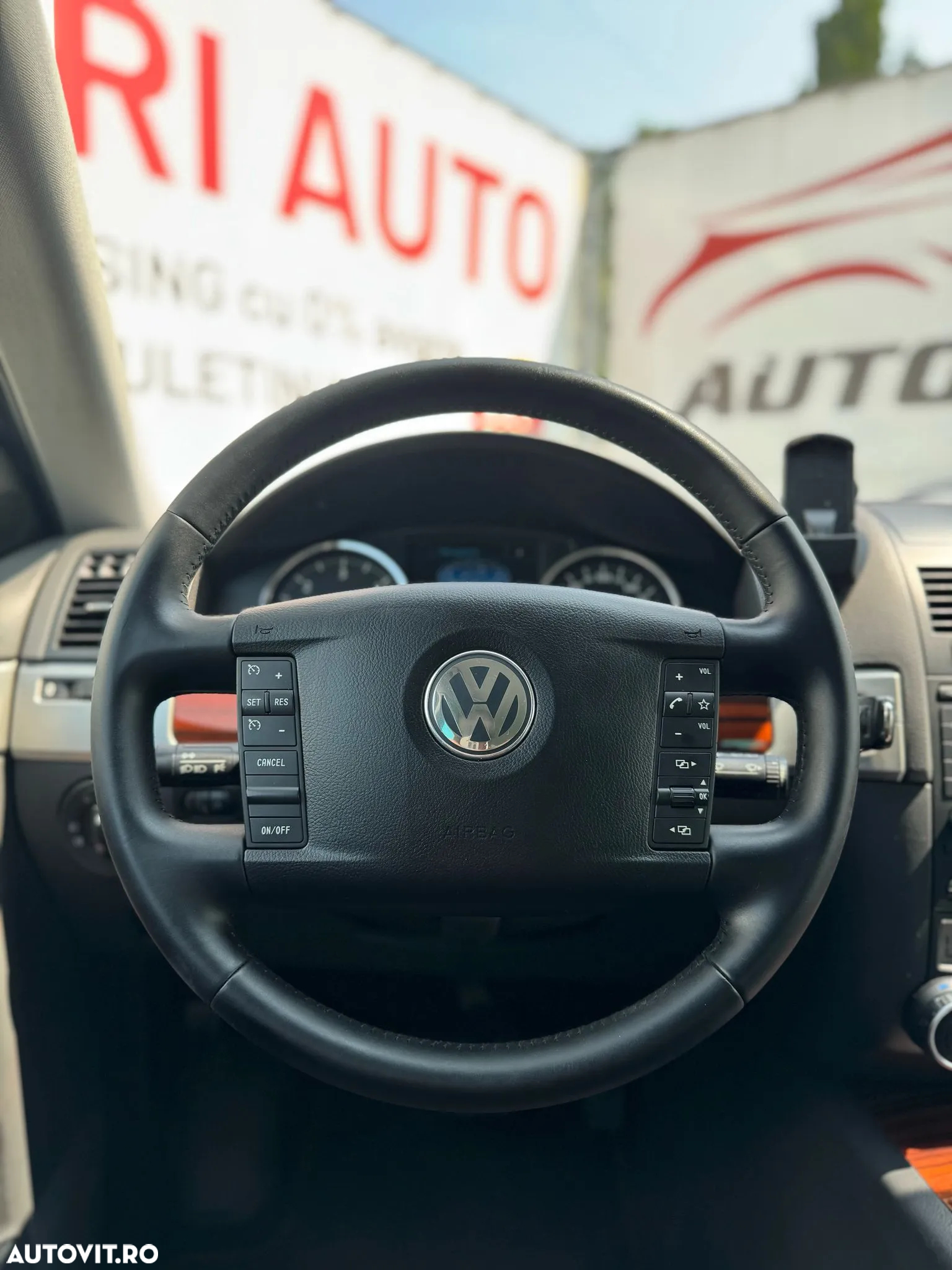 Volkswagen Touareg 3.0 V6 TDI DPF Automatik Individual - 33