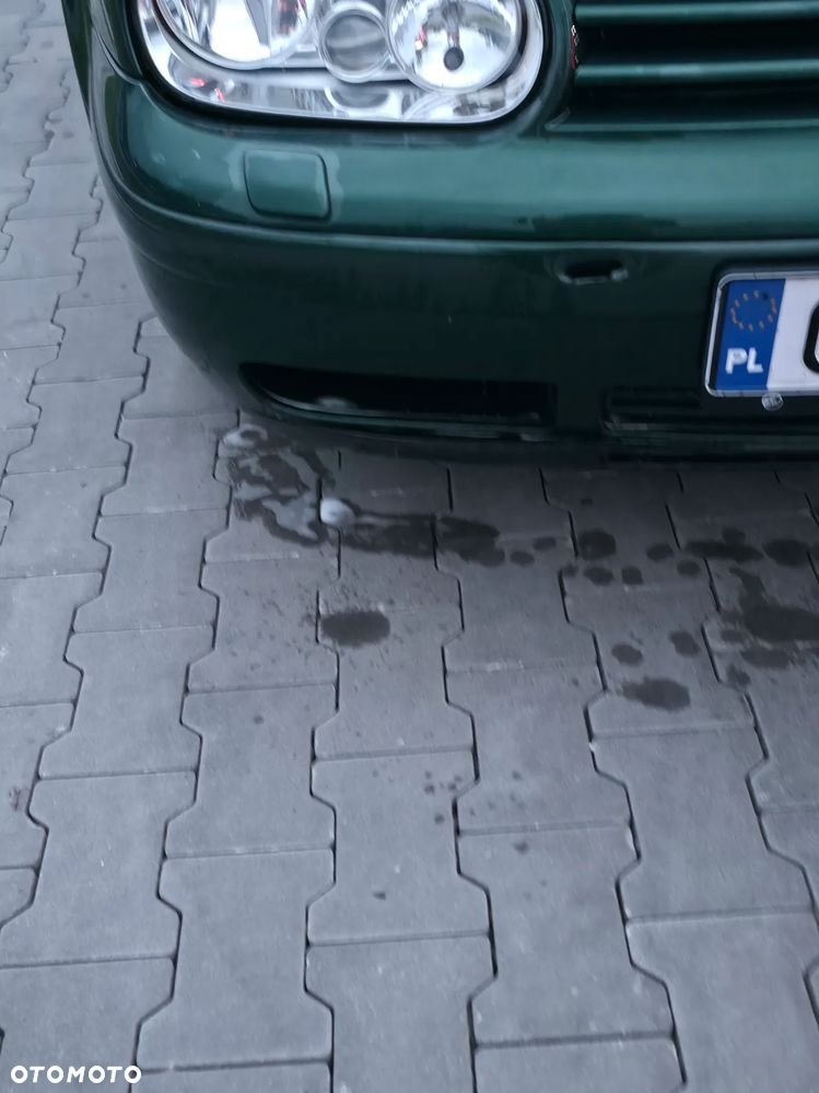 Volkswagen Golf - 6