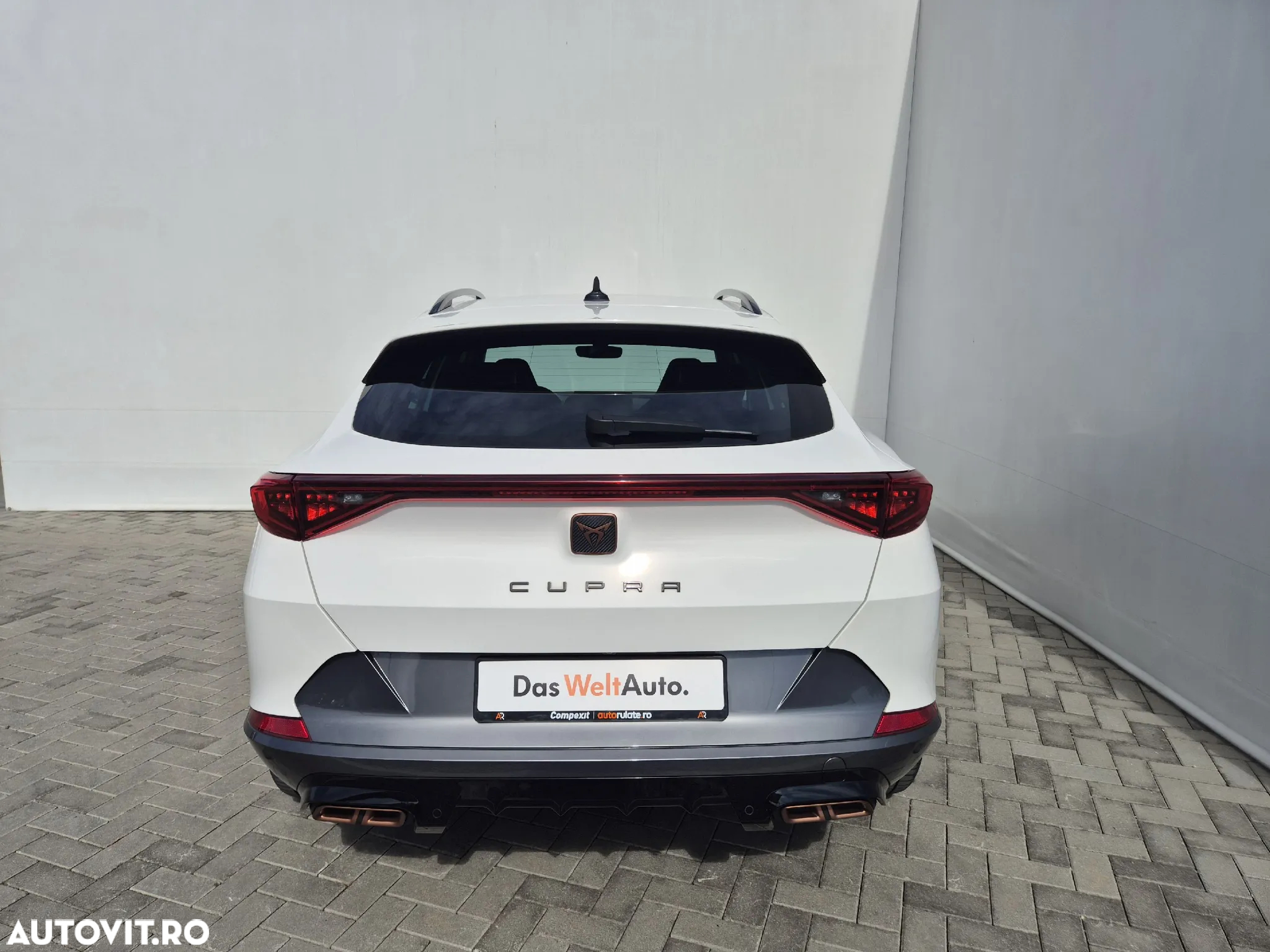 Cupra Formentor VZ 1.4 e-Hybrid DSG - 4