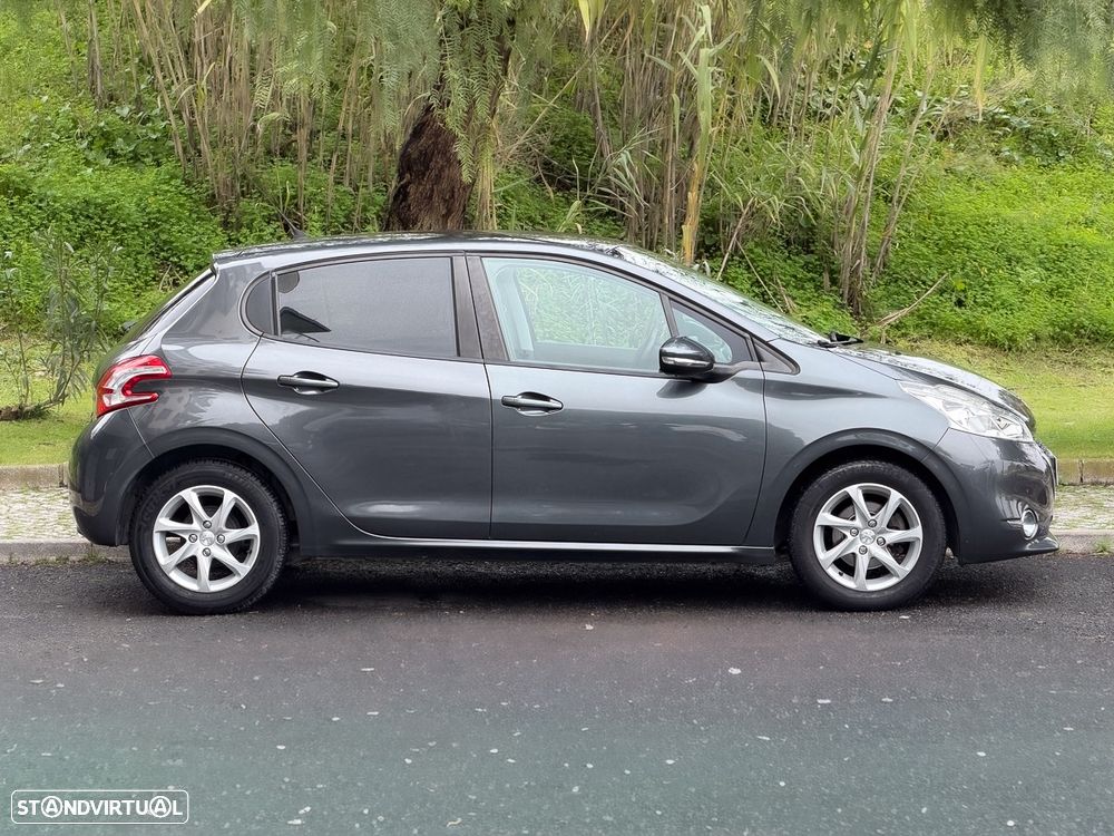 Peugeot 208 1.2 PureTech Active - 14