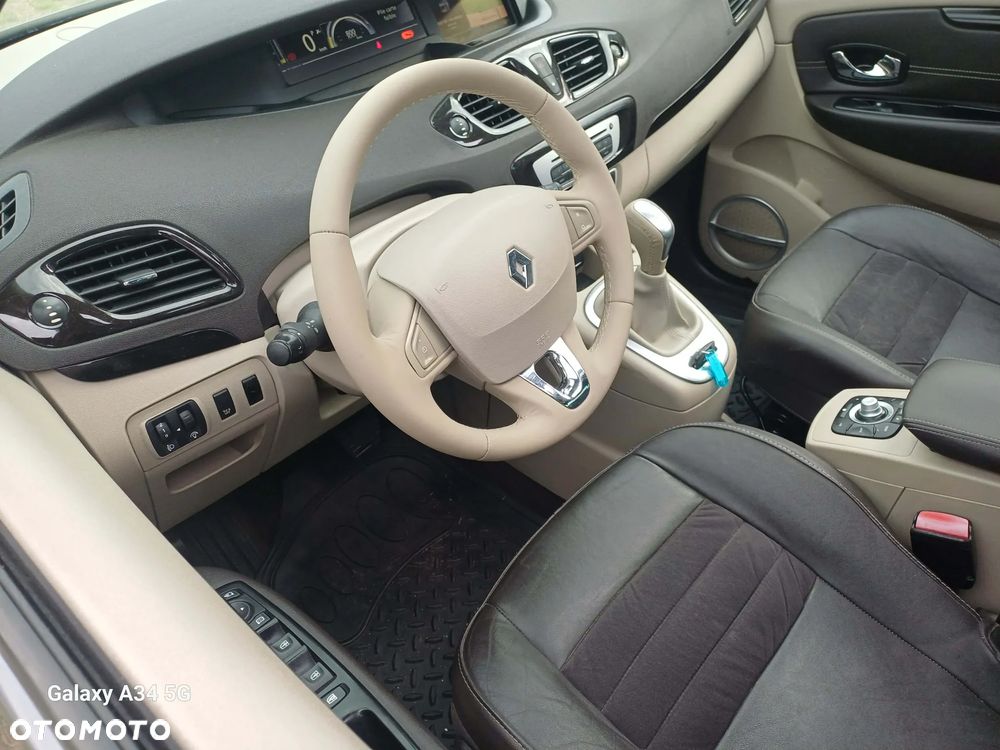 Renault Scenic - 13