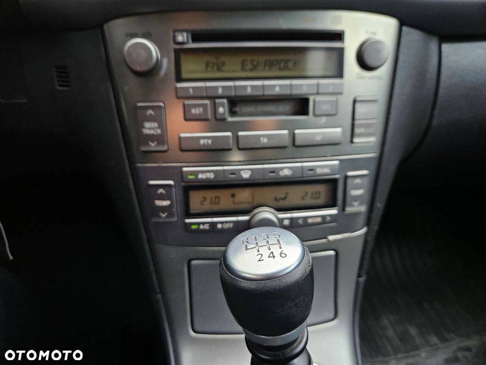 Toyota Avensis 2.2 D-4D Sol Plus - 13
