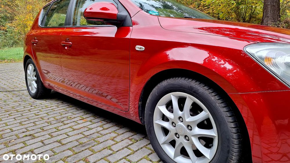 Kia Ceed Cee'd 2.0 Optimum + - 4