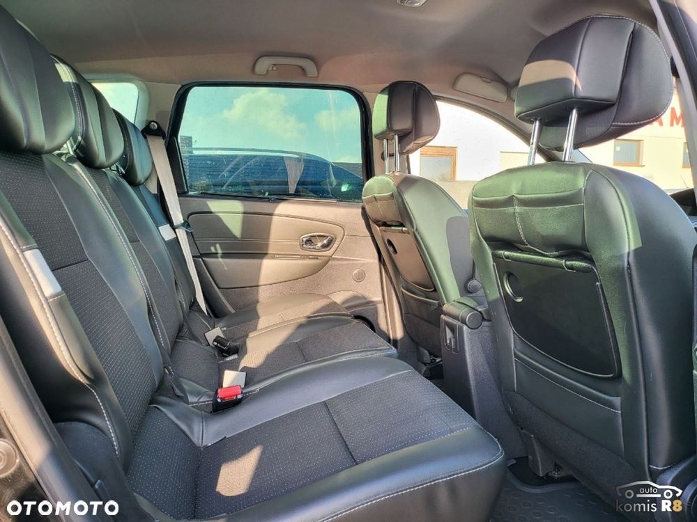 Renault Grand Scenic Gr 1.6 dCi Energy Bose Edition - 27