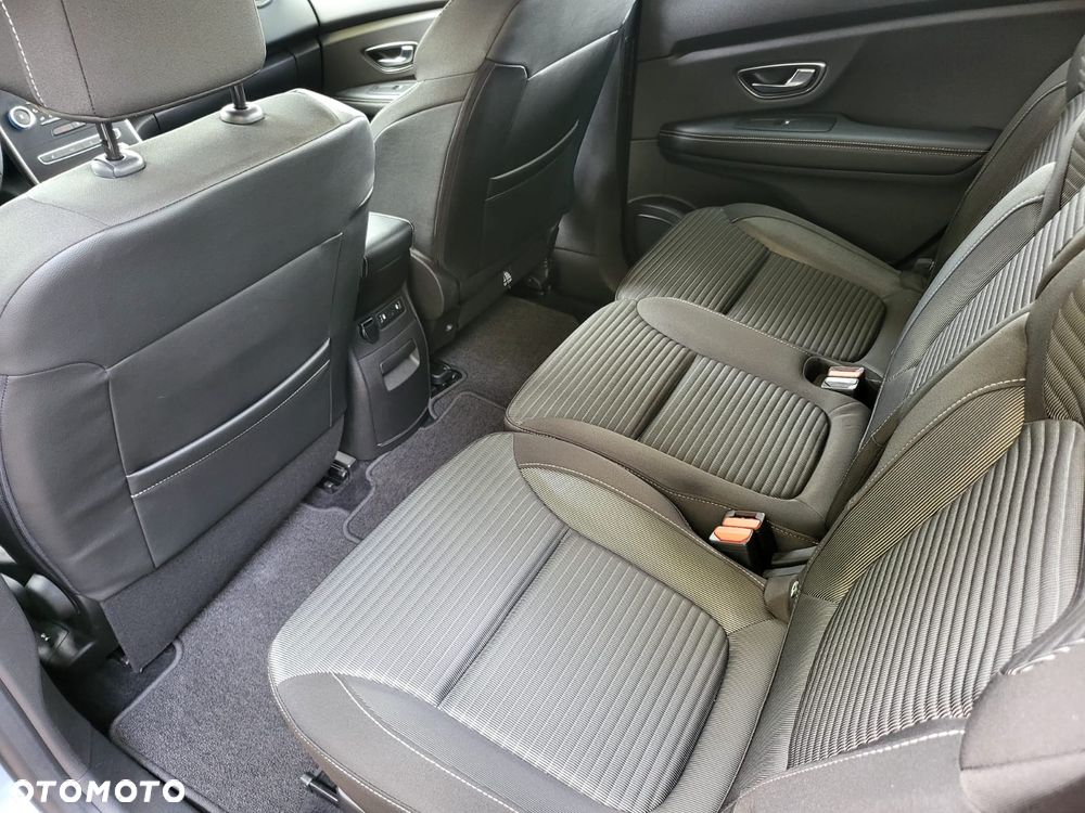 Renault Scenic TCe 140 GPF LIMITED - 27