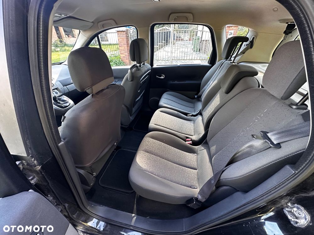 Renault Scenic 1.6 16V Avantage - 7