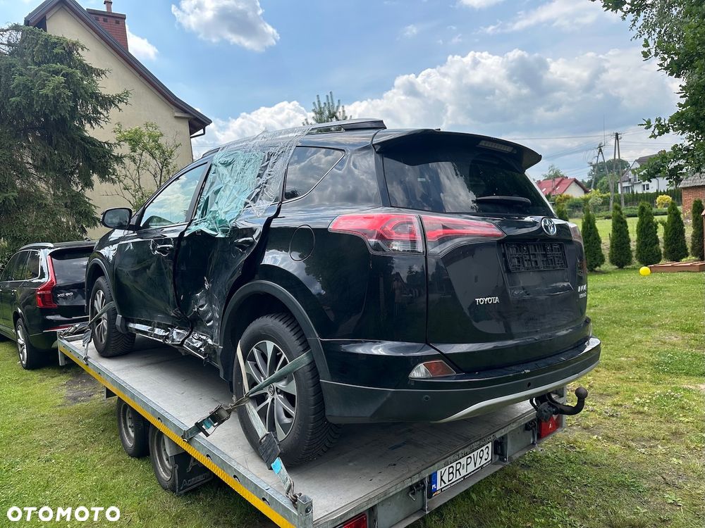 Toyota RAV4 - 3