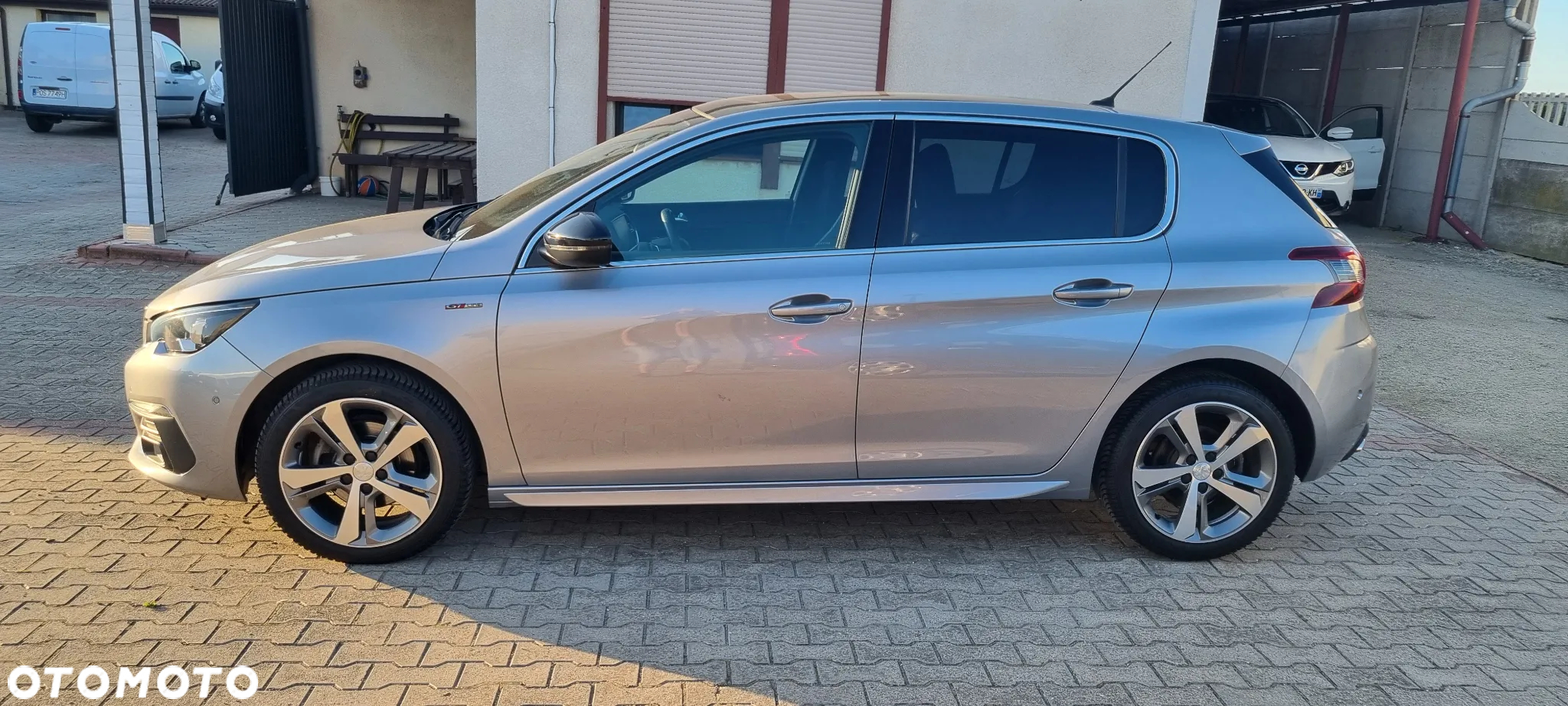Peugeot 308 PureTech 130 EAT6 Stop & Start GT-Line Edition - 12