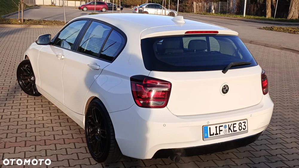 BMW Seria 1 114i Sport Line - 6
