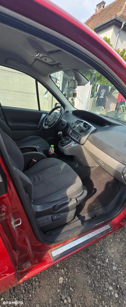 Renault Scenic 2.0 16V Confort Privilege - 12