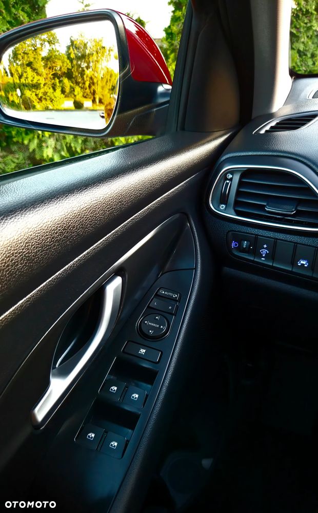 Hyundai i30 - 11