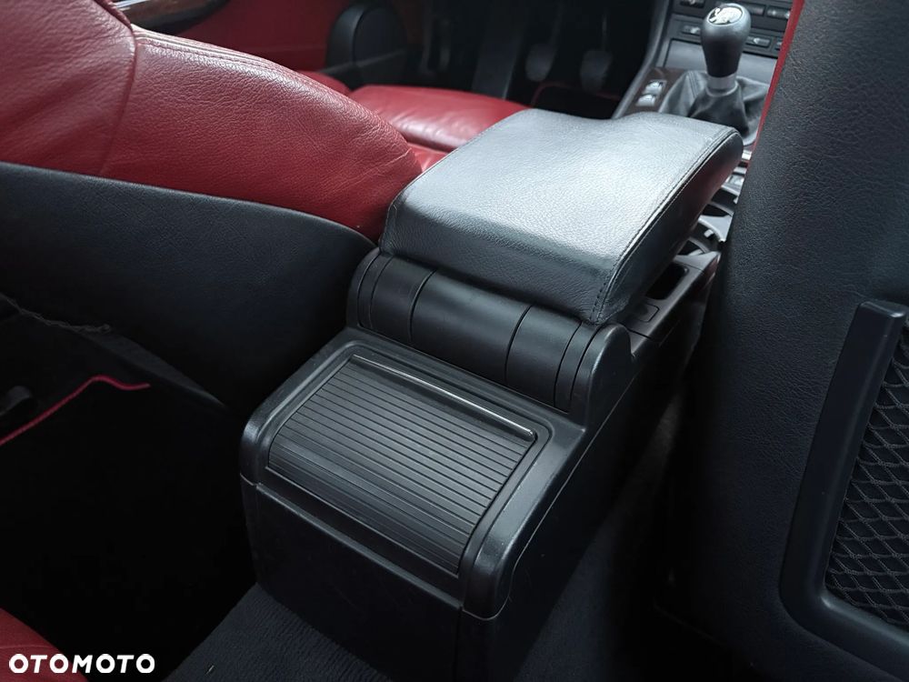 BMW Seria 3 328Ci - 33