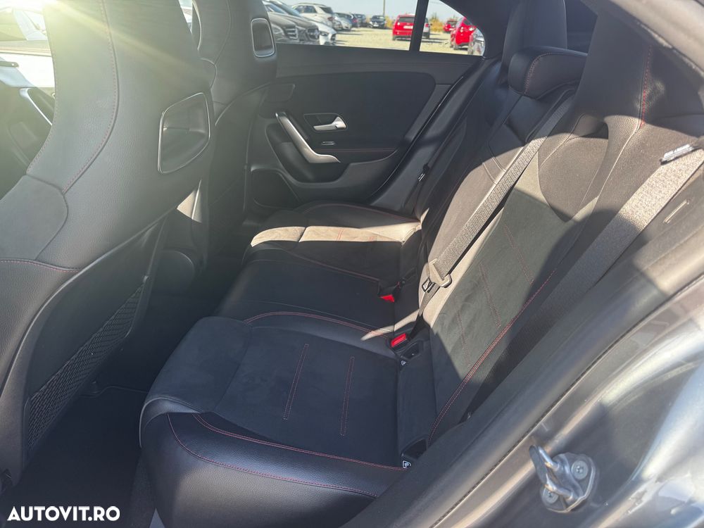 Mercedes-Benz CLA 220 Coupe - 36
