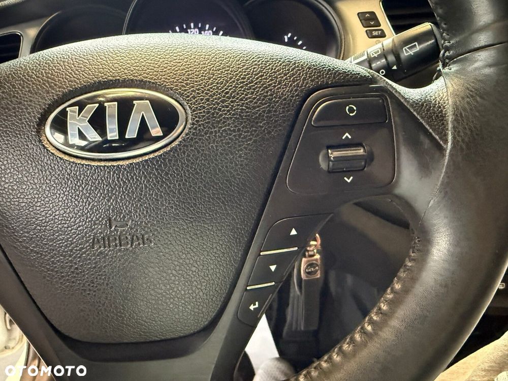 Kia Ceed - 28