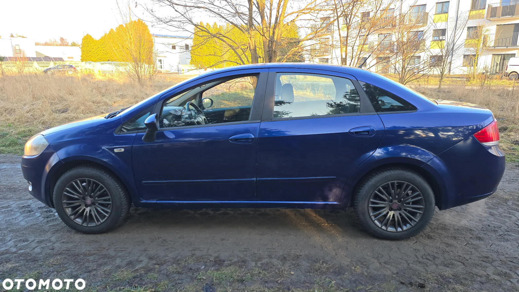 Fiat Linea 1.4 T-Jet 16V Active - 2