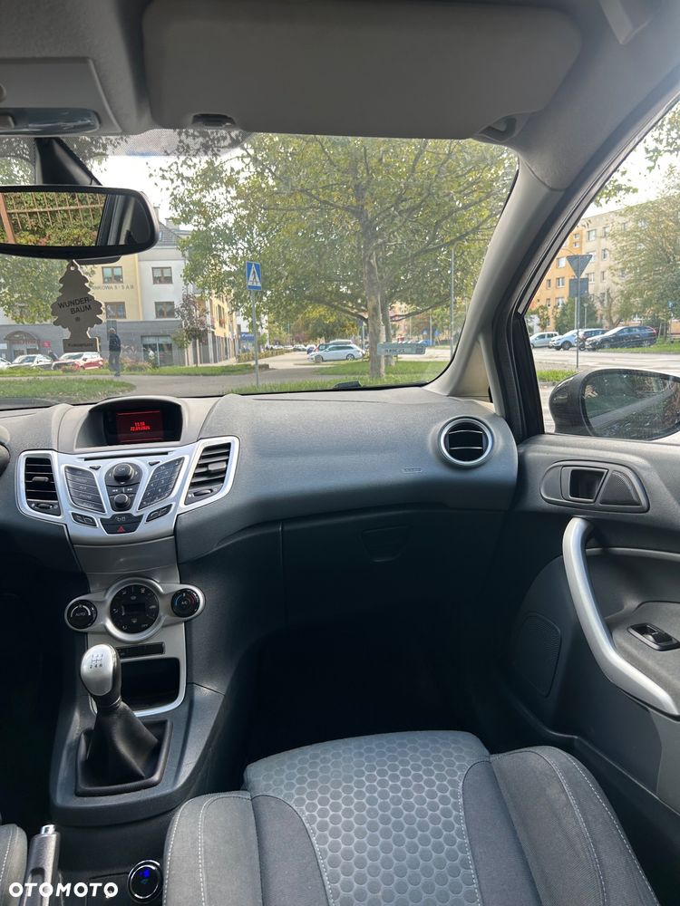 Ford Fiesta 2008 photo 4