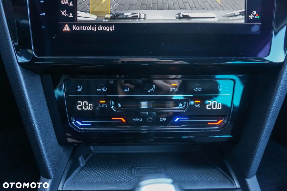 Volkswagen Passat 2.0 TSI 4Mot Elegance DSG - 21