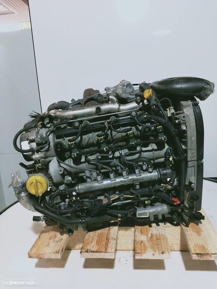 MOTOR COMPLETO OPEL ZAFIRA B 2005 -Z19DTH - 8