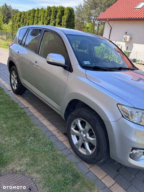 Toyota RAV4 2.0 4x2 - 8