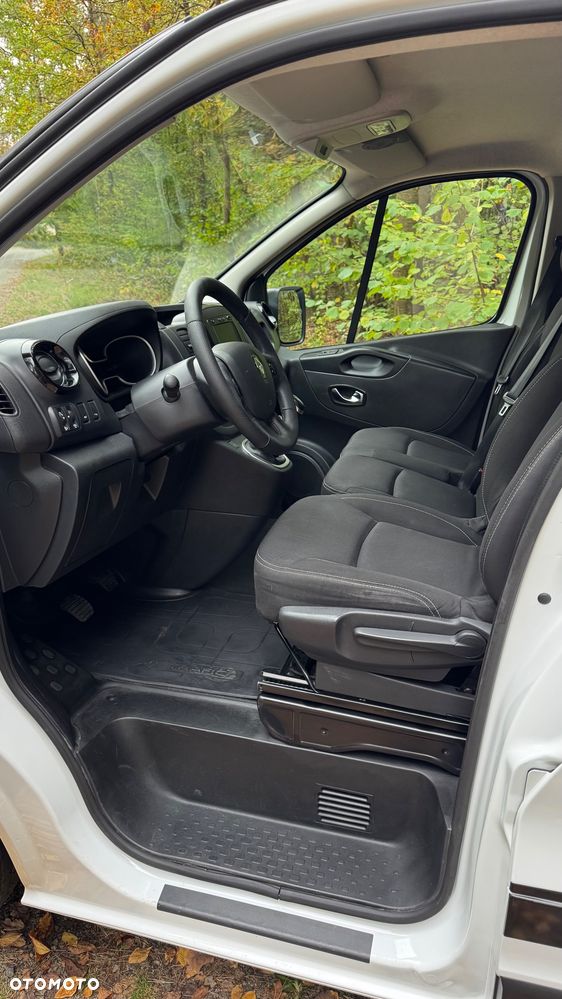 Renault Trafic - 17