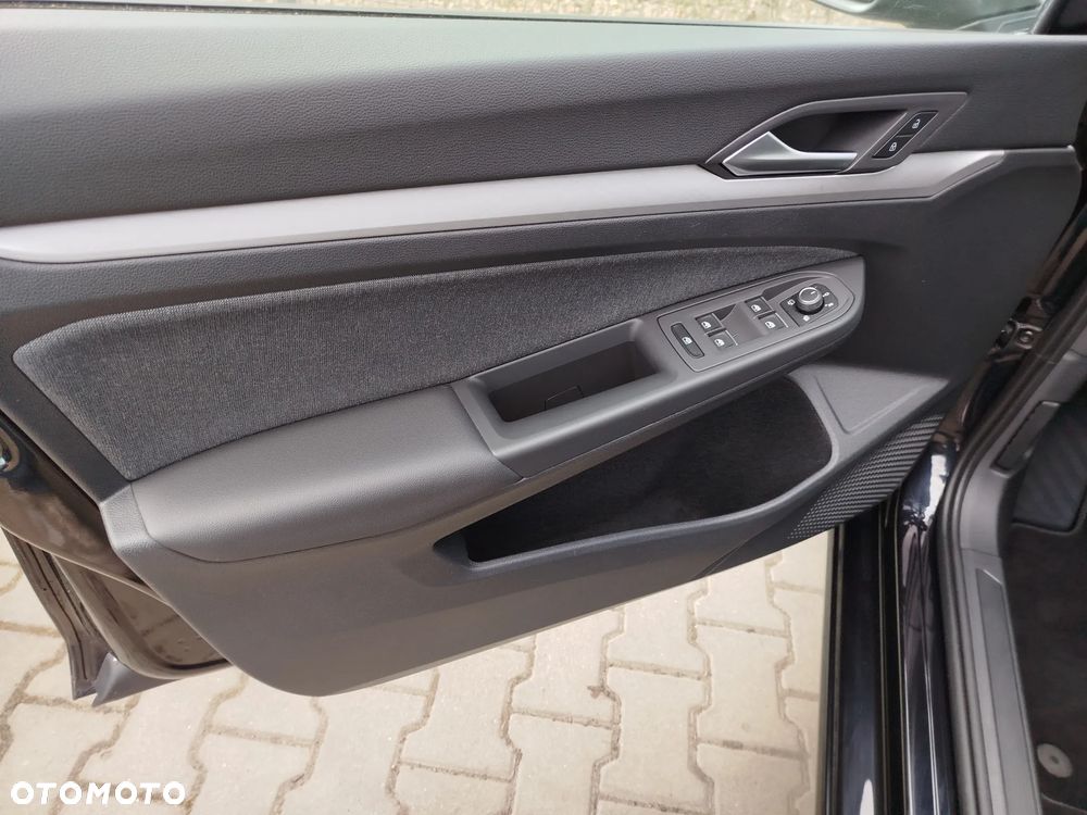 Volkswagen Golf 2.0 TDI Life - 16