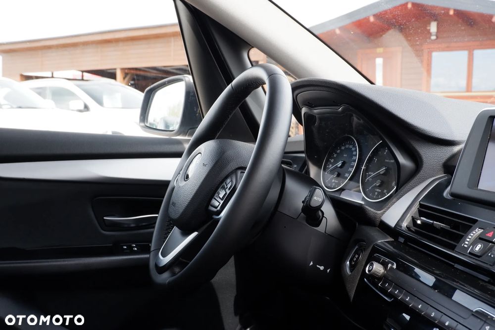 BMW Seria 2 216d Advantage - 5