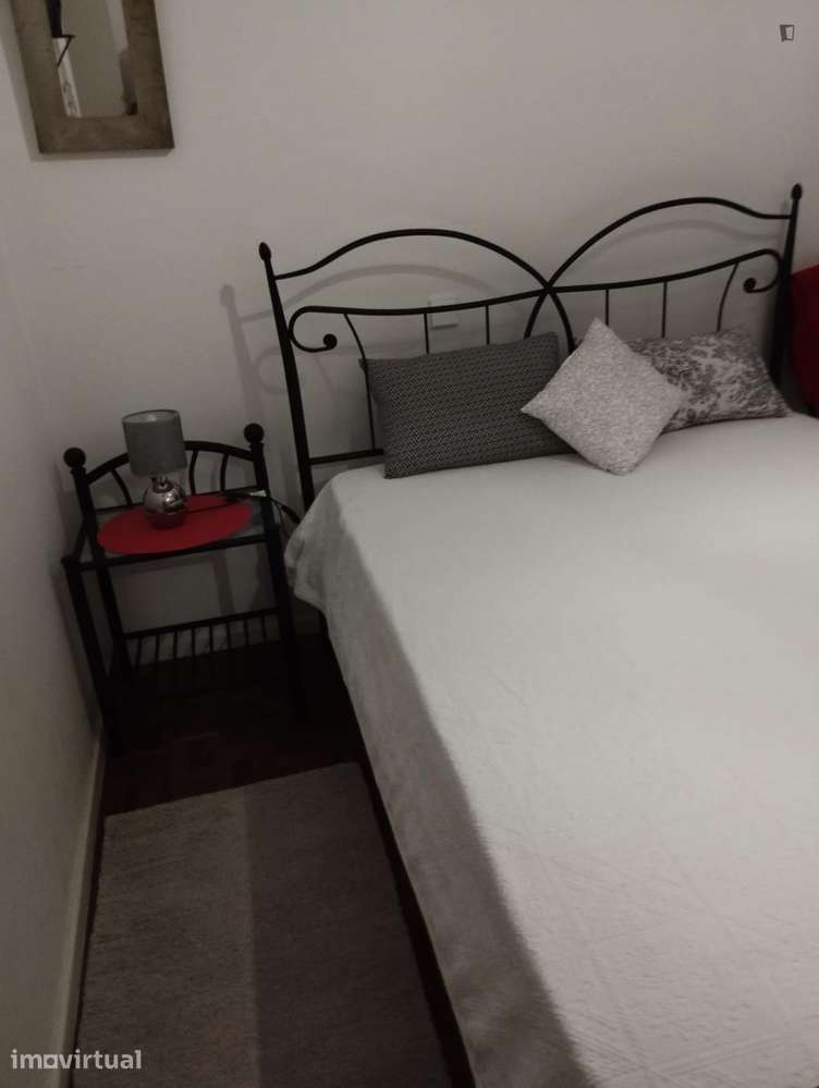 Quarto - localizado em Leiria - Grande imagem: 2/8