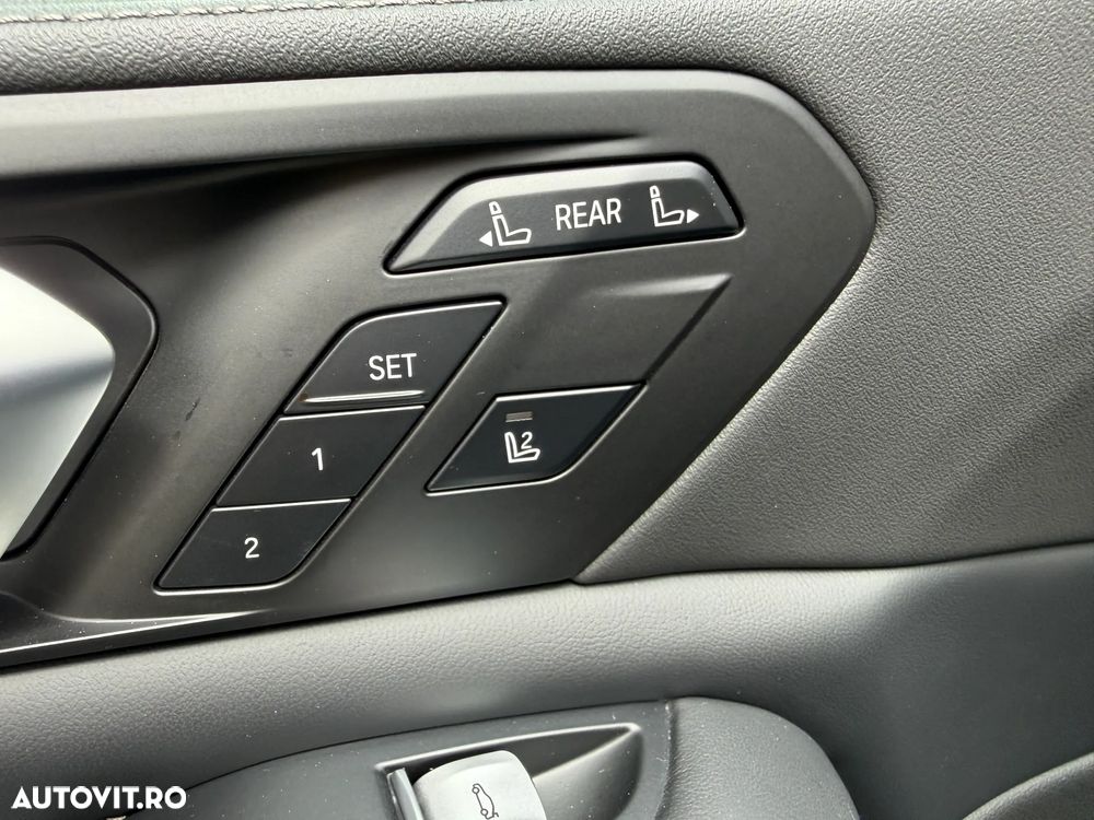 BMW X7 xDrive40i AT MHEV - 19