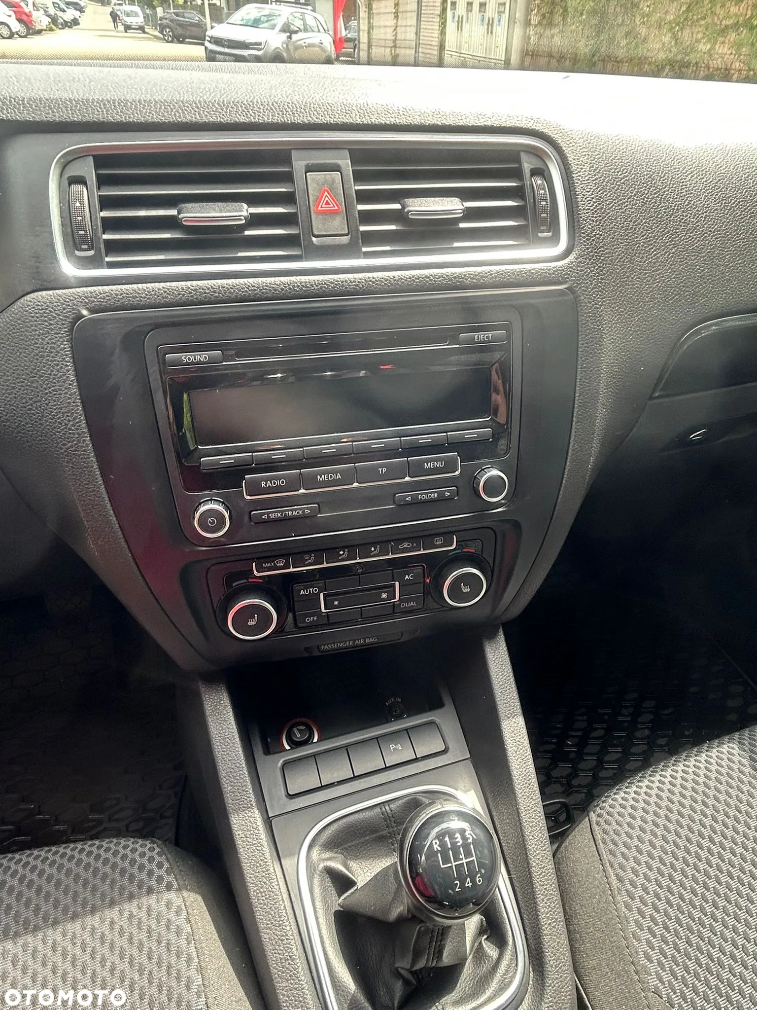 Volkswagen Jetta 1.4 TSI Highline - 13