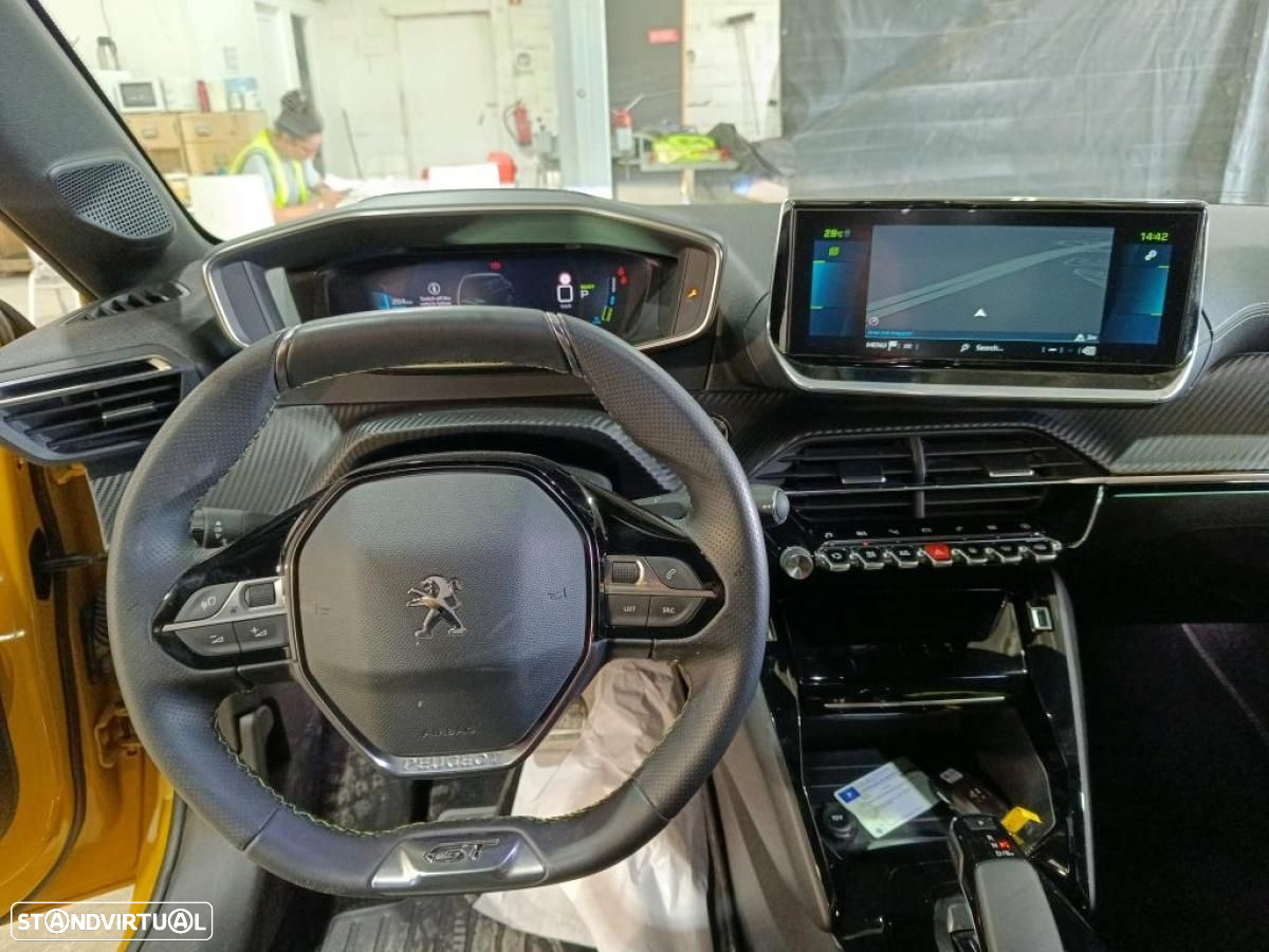 Peugeot e-208 50 kWh GT - 3