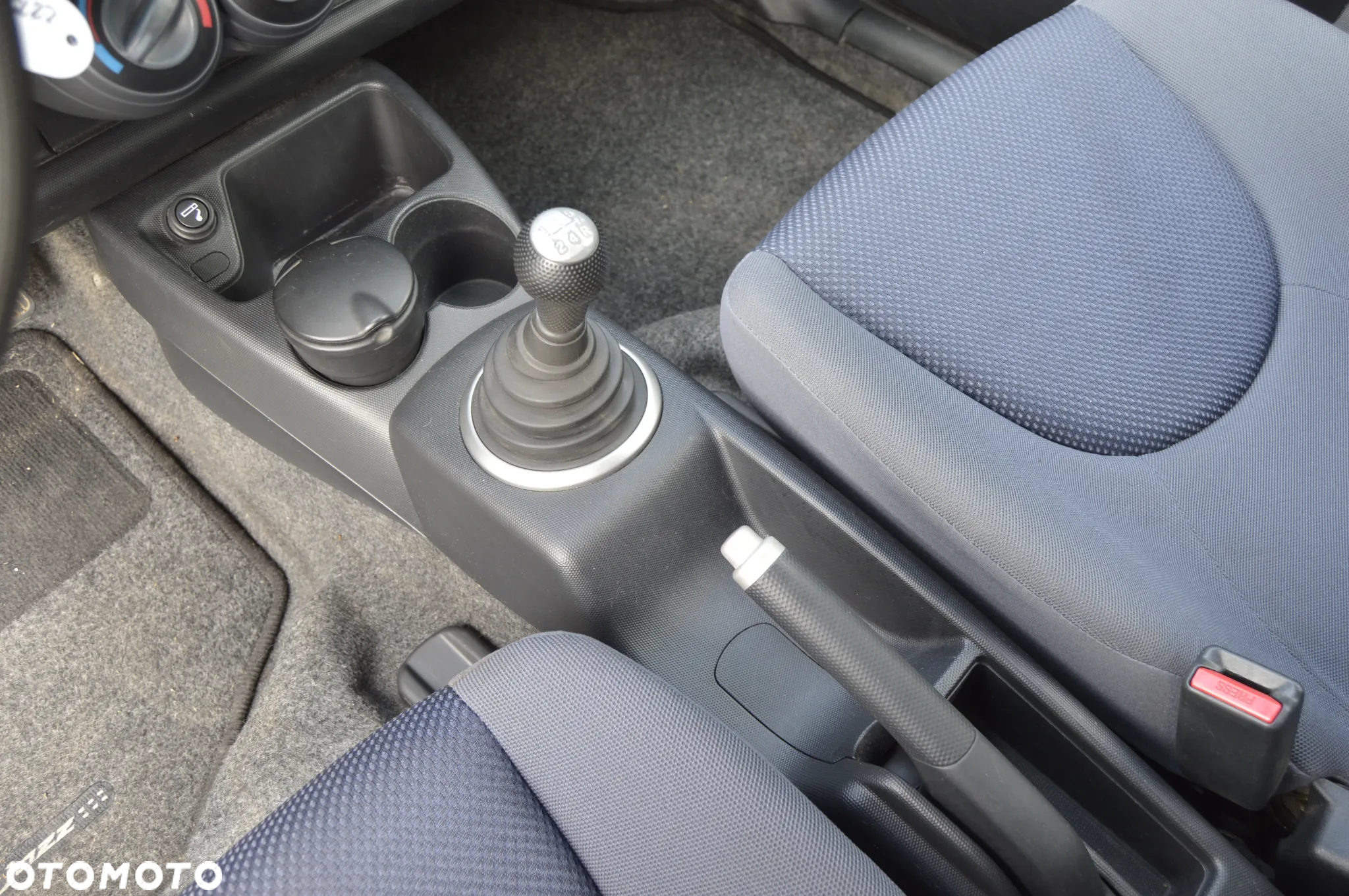 Honda Jazz 1.4 LS - 13