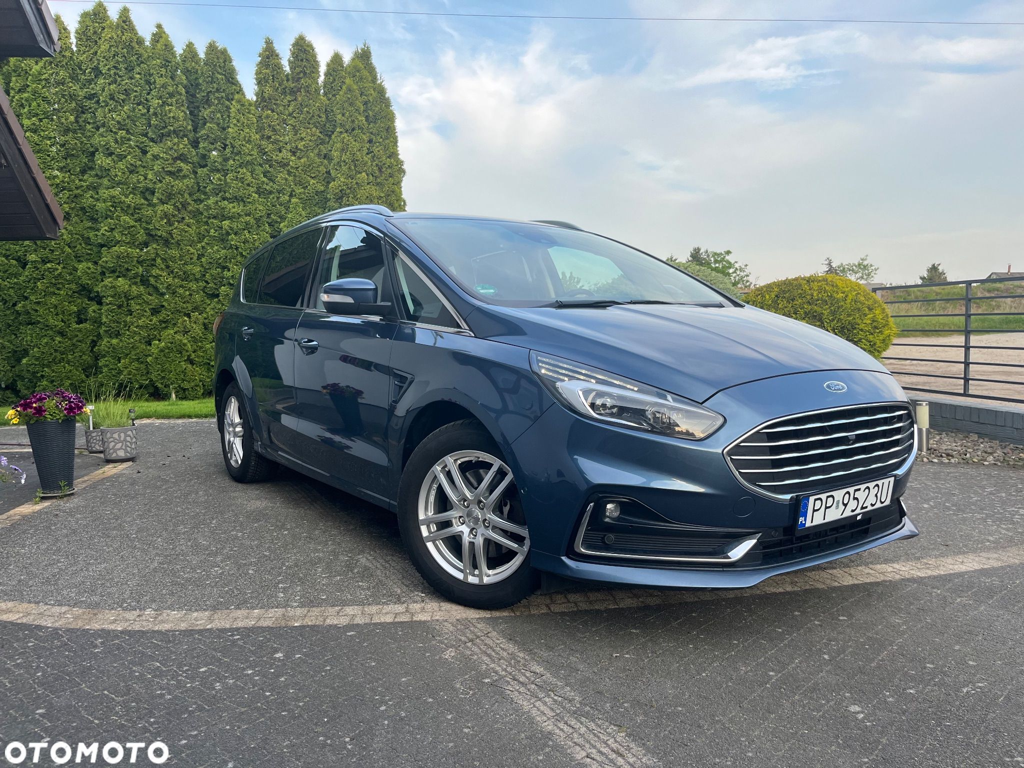 Ford S-Max 2.0 EcoBlue Titanium - 1