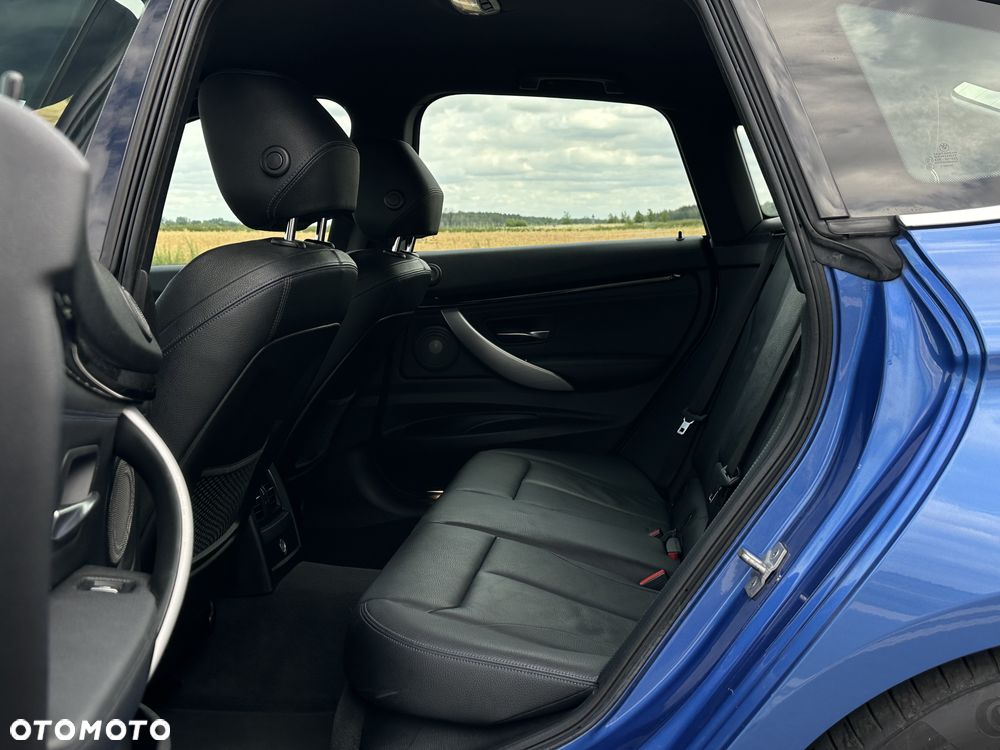 BMW 3GT 320d M Sport - 16