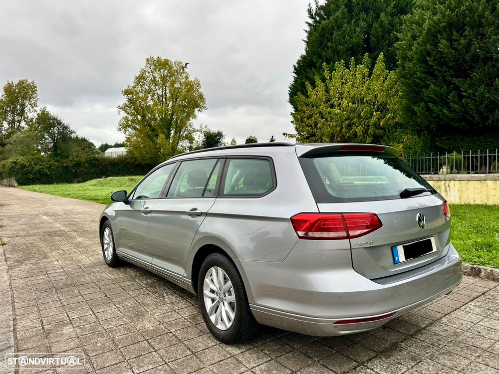 VW Passat Variant 1.6 TDI Confortline - 4