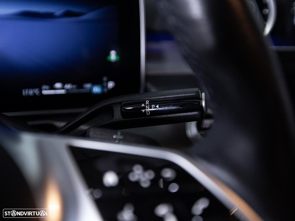 Mercedes-Benz C 300 e T 9G-TRONIC Avantgarde - 23