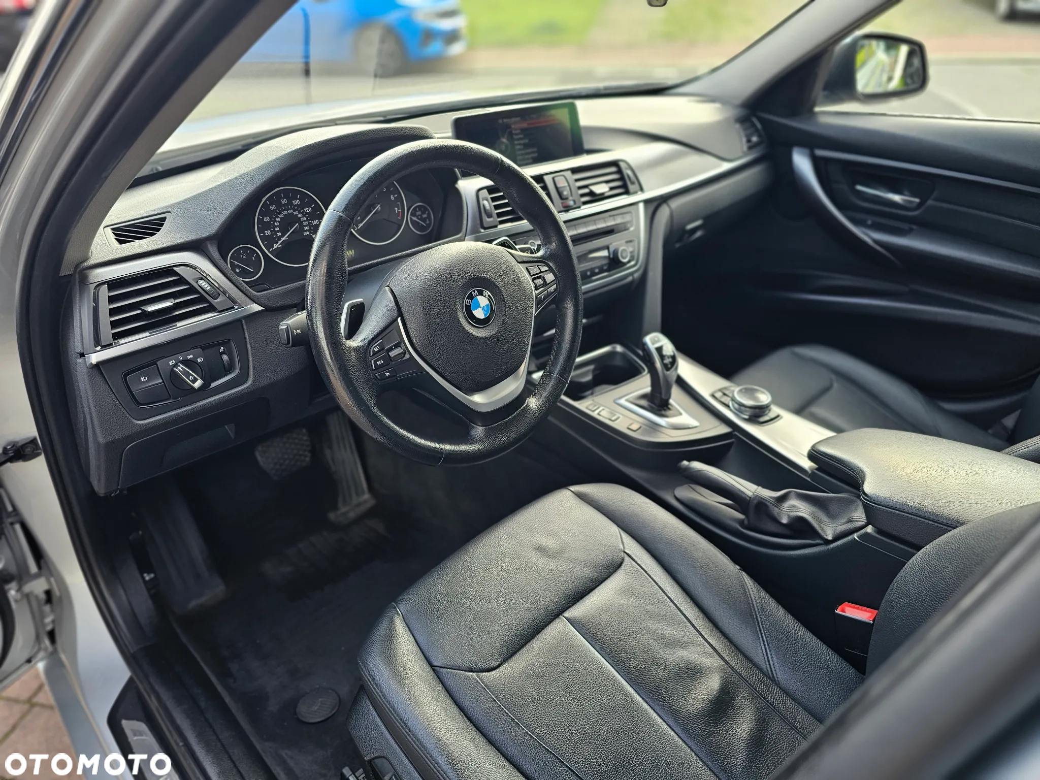 BMW Seria 3 328i Touring xDrive Luxury Line - 5