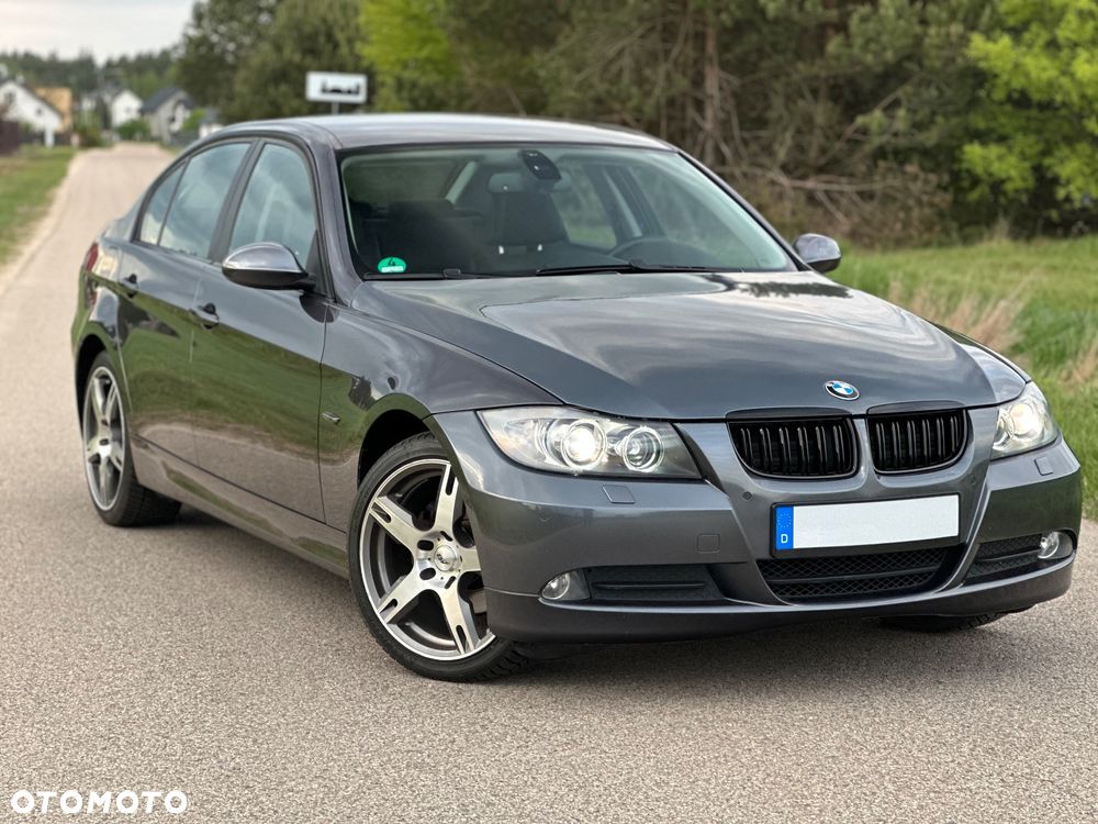 BMW Seria 3 318i - 9