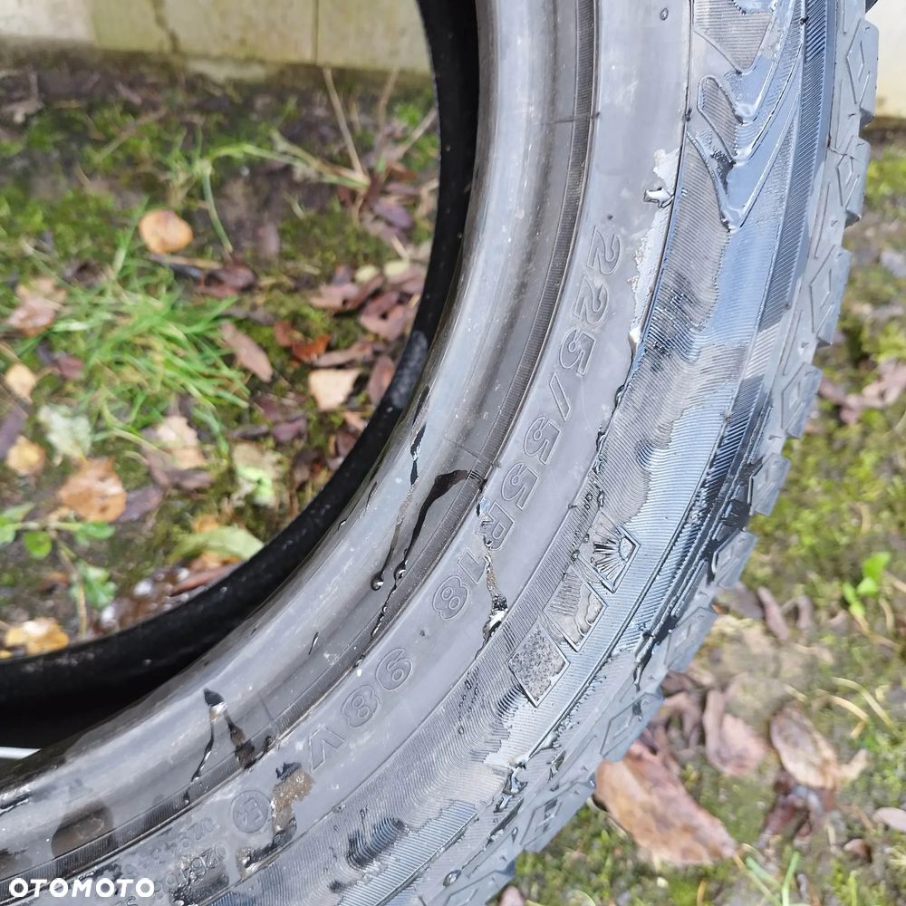 225/55/18 maxxis allseason - 2