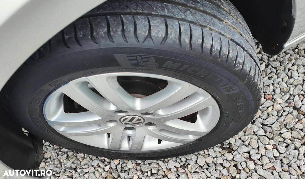 Volkswagen Golf 1.2 TSI Comfortline - 6