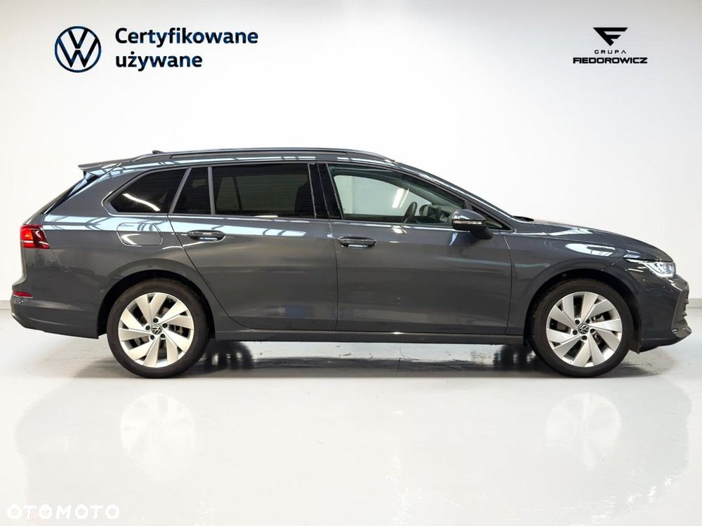 Volkswagen Golf 1.5 eTSI mHEV Life DSG - 4