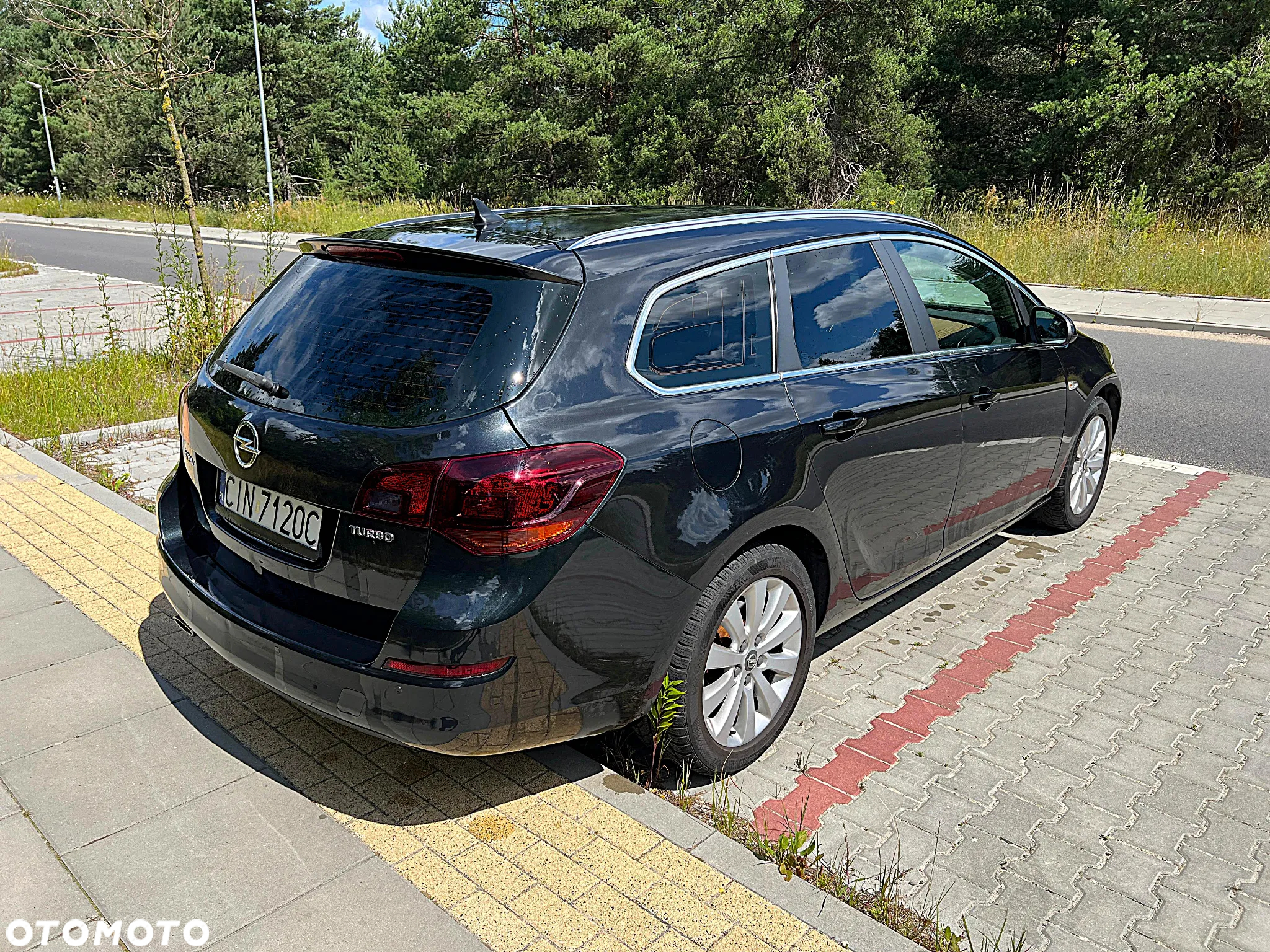 Opel Astra IV 1.6 T Cosmo - 2