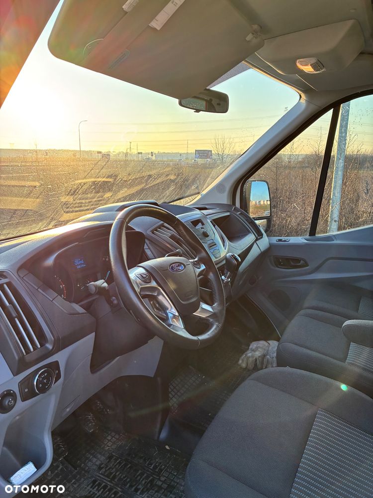 Ford Transit - 6
