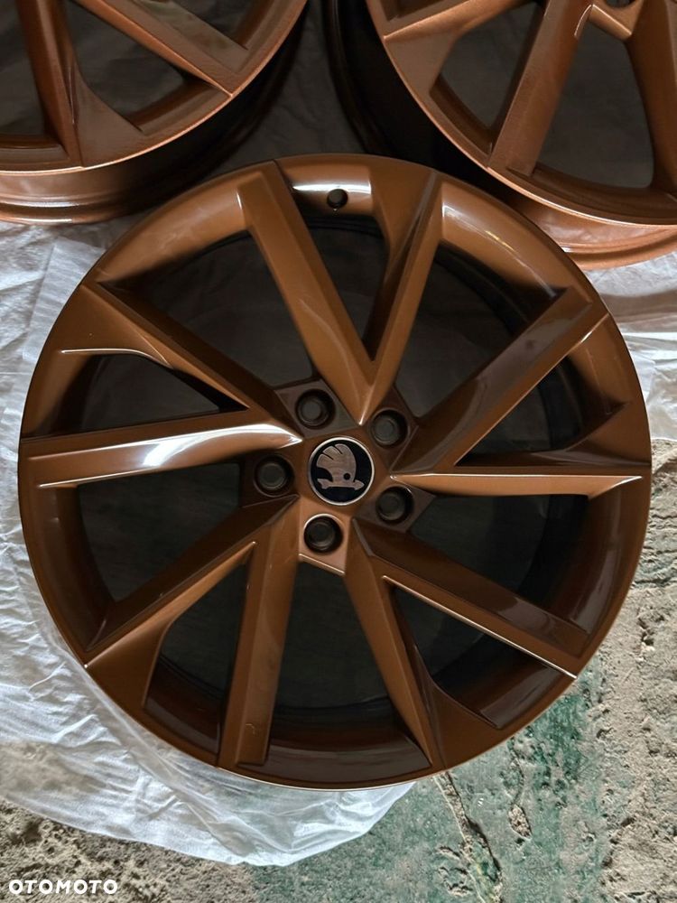 Komplet Nowych Oryginalnych Felg Skoda 5x112 19 Octavia SUPERB Karoq KODIAQ - 2