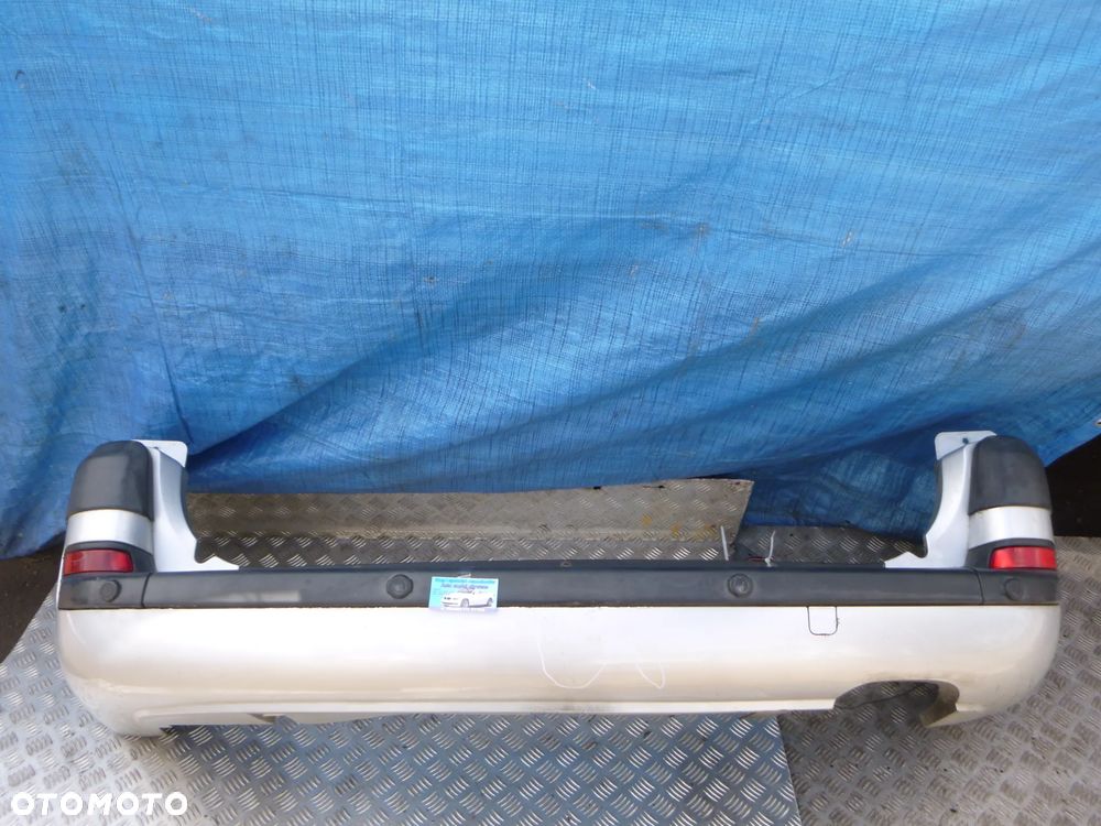 ZDERZAK TYŁ CITROEN C8  2004r  PARKTRONIK   KOLOR:  EZRC - 1