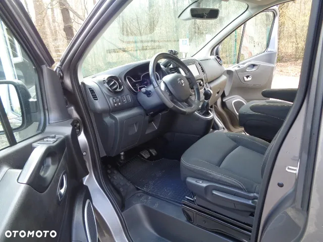 Nissan NV300 - 10