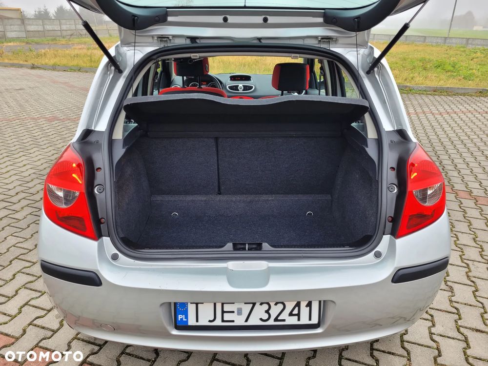 Renault Clio 1.2 16V Rip Curl - 29