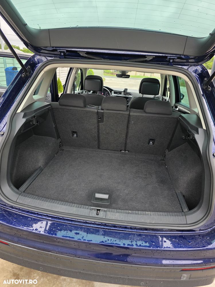 Volkswagen Tiguan - 8
