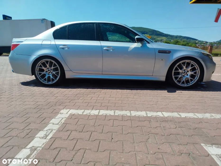 BMW M5 - 5