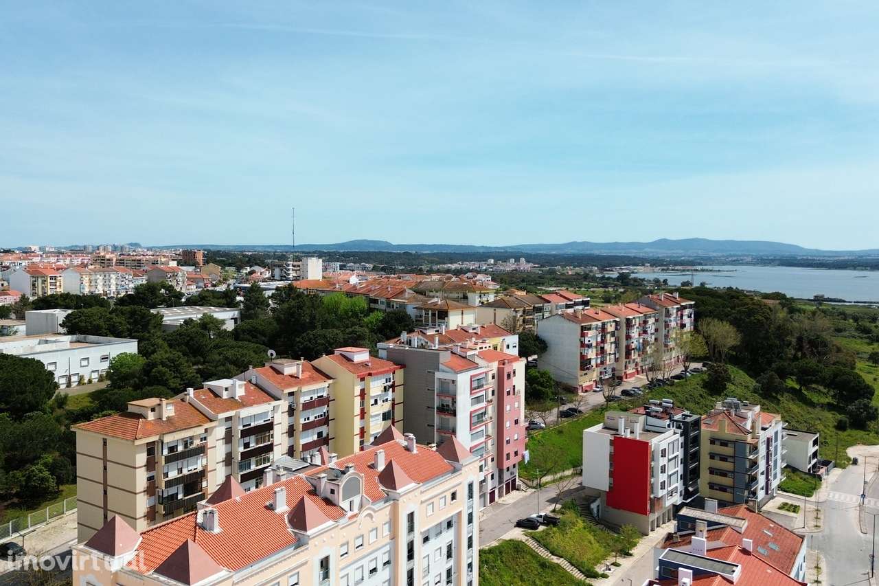 Loja  Venda em Alto do Seixalinho, Santo André e Verderena,Barreiro - Grande imagem: 2/11
